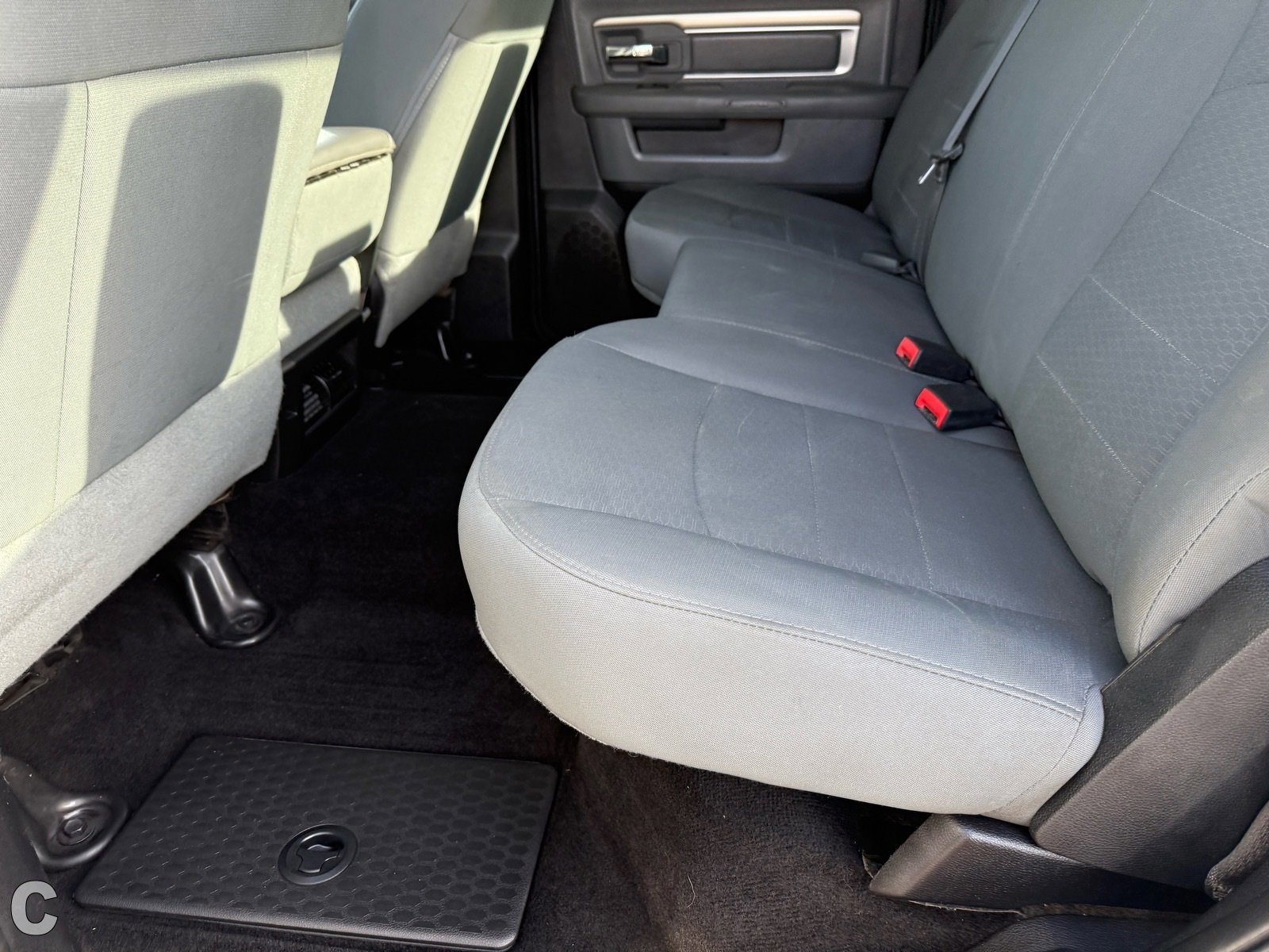 Used 2015 RAM 2500 SLT image 15