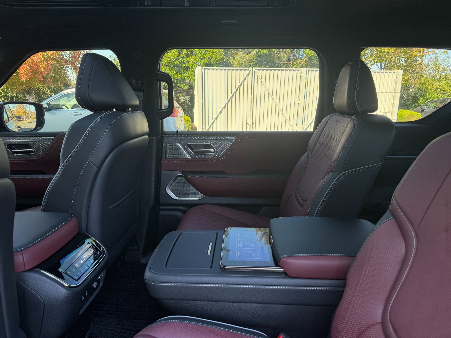 Used 2025 INFINITI QX80 Autograph w/ Autograph Exterior Package image 70