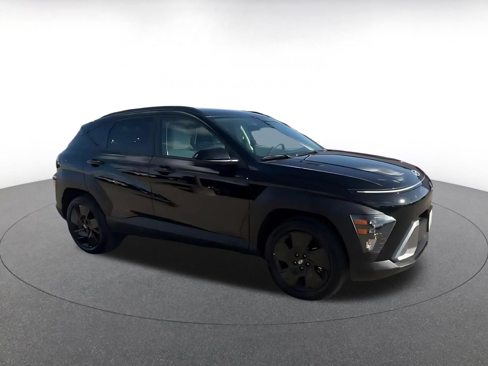 Used 2026 Hyundai Kona SEL Sport FWD image 2