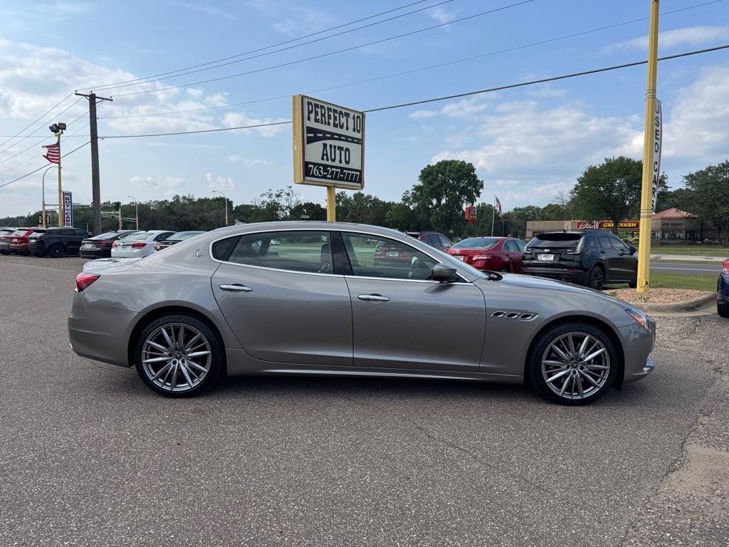 Used 2021 Maserati Quattroporte S GranLusso Q4 AWD/4WD image 3