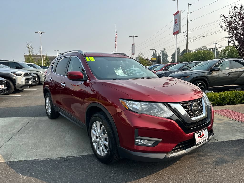 Used 2018 Nissan Rogue SV AWD/4WD image 7