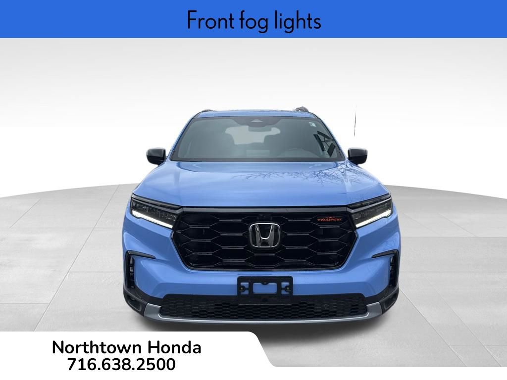 Used 2025 Honda Pilot TrailSport image 10