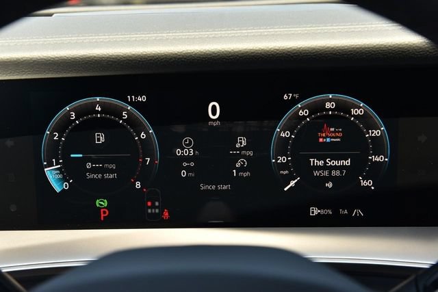 New 2026 Volkswagen Tiguan SE R-Line AWD/4WD image 12