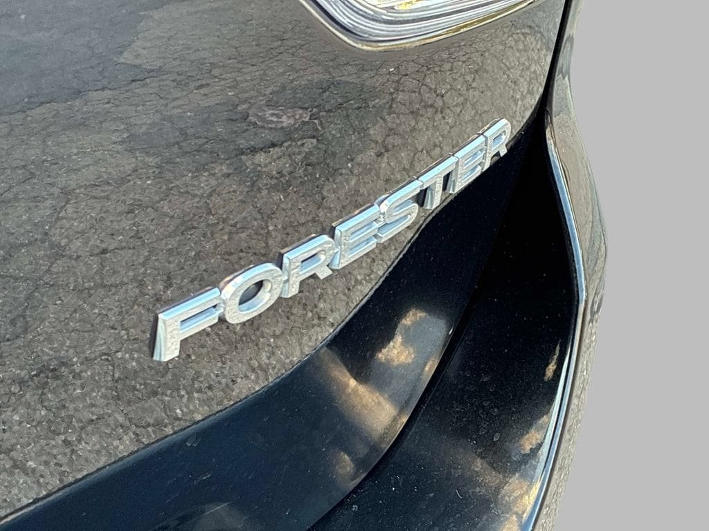 Used 2021 Subaru Forester Premium AWD/4WD image 12