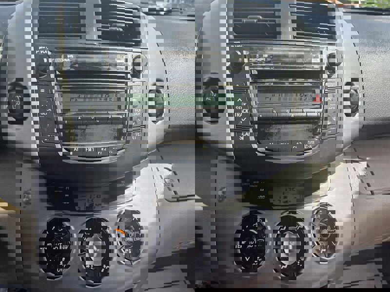 Used 2006 Toyota RAV4 Limited image 22