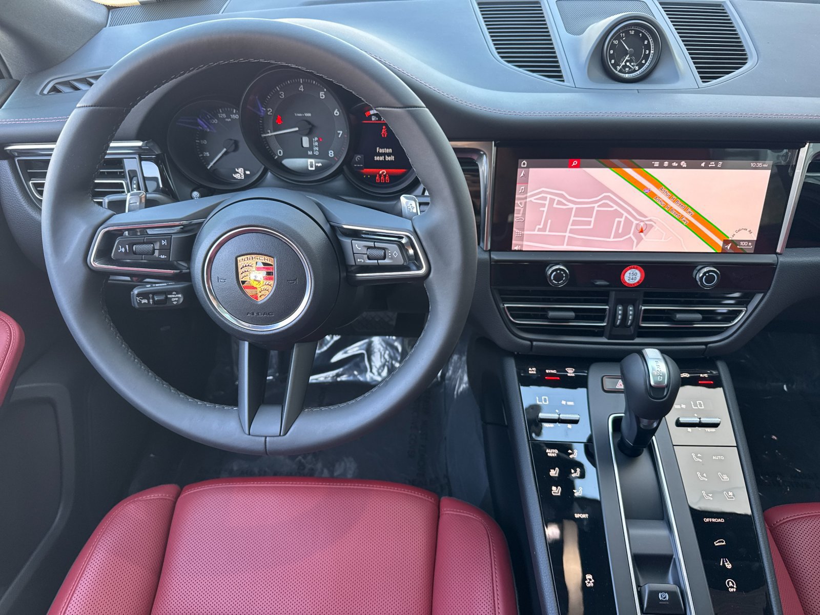 New 2026 Porsche Macan AWD/4WD image 14