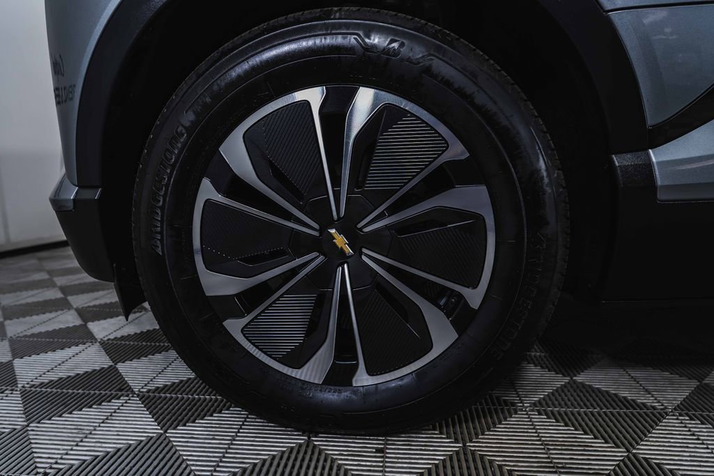 Used 2025 Chevrolet Blazer EV LT image 36