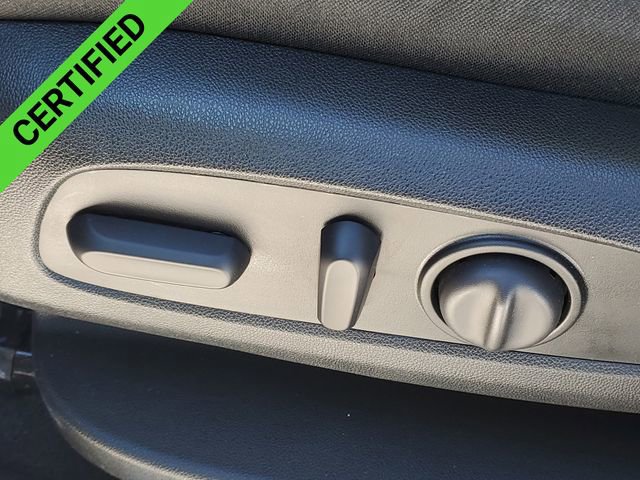 Used 2020 Chevrolet Equinox LT w/ Driver Convenience Package image 36