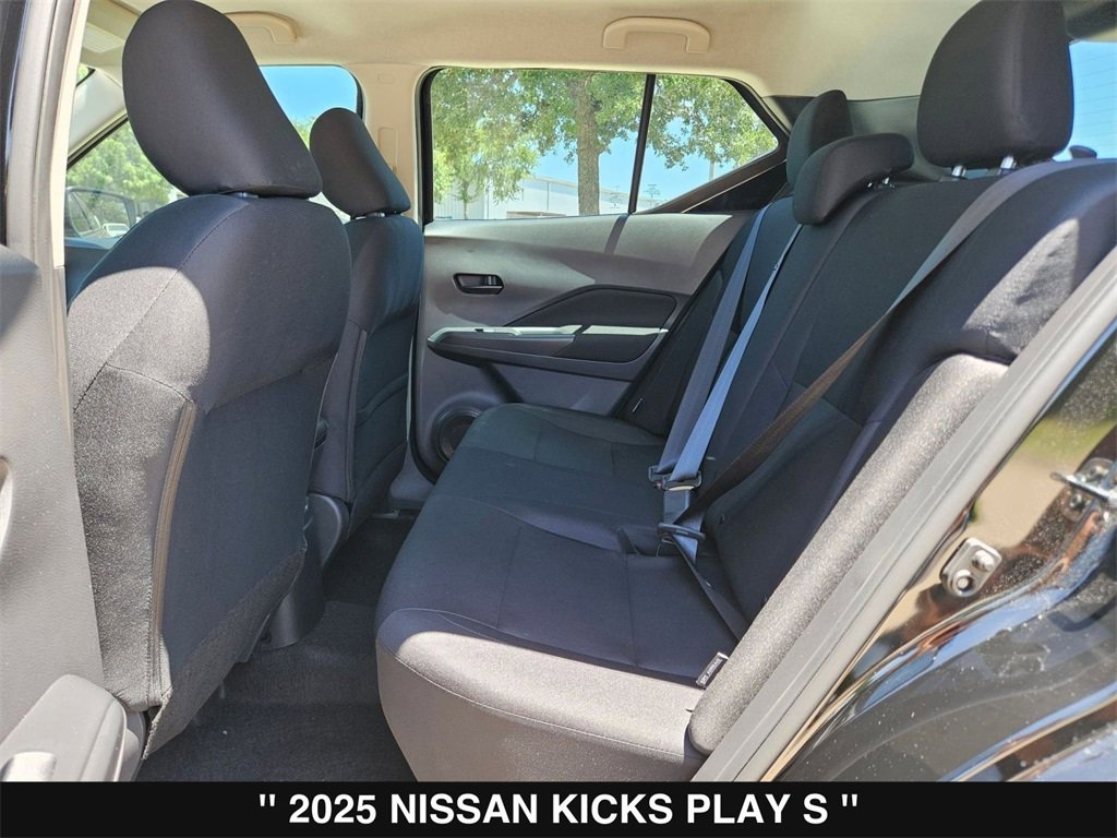 New 2025 Nissan Kicks Play S image 17