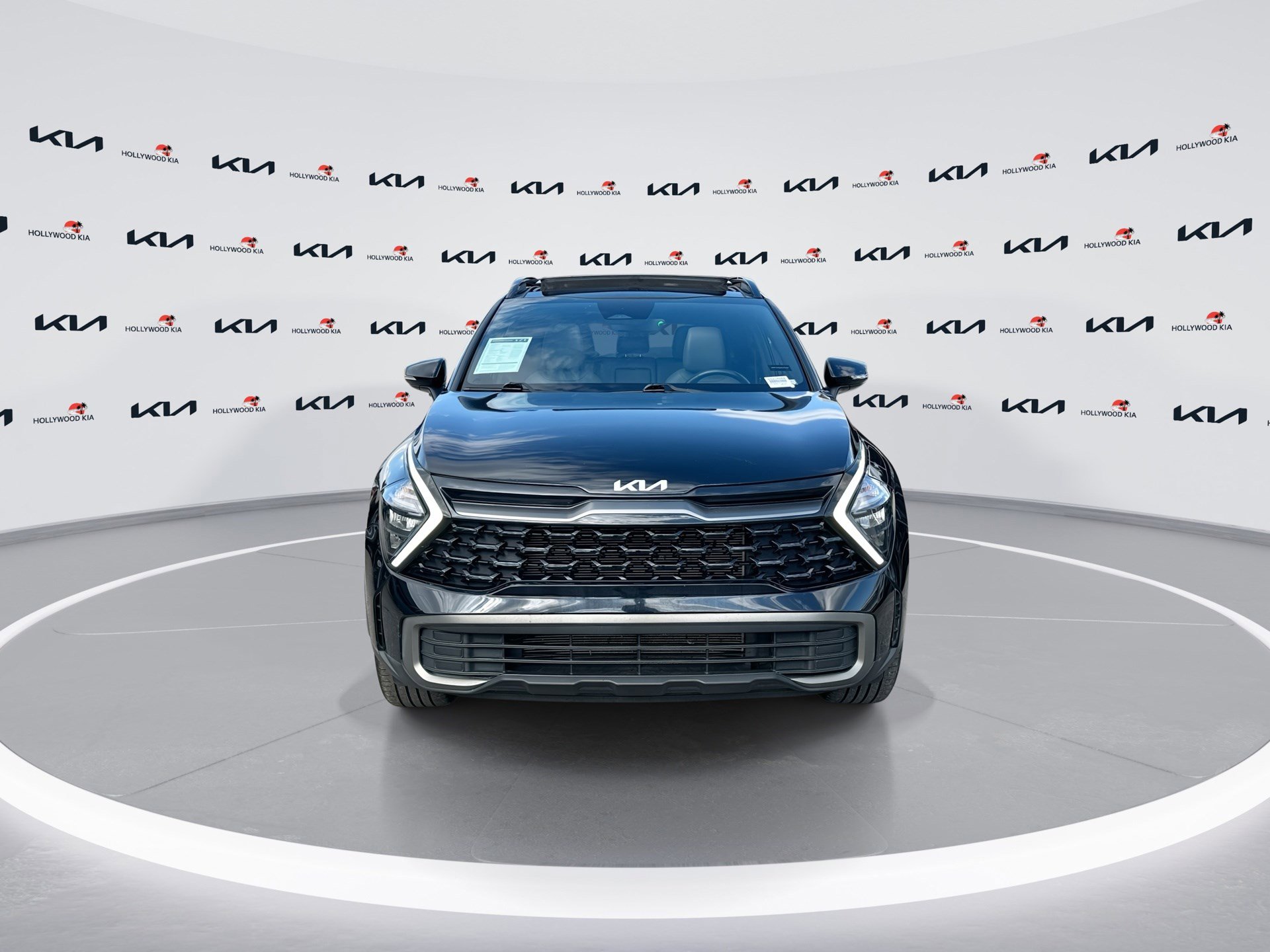 Used 2023 Kia Sportage X-Line w/ X-Line Premium Package image 3