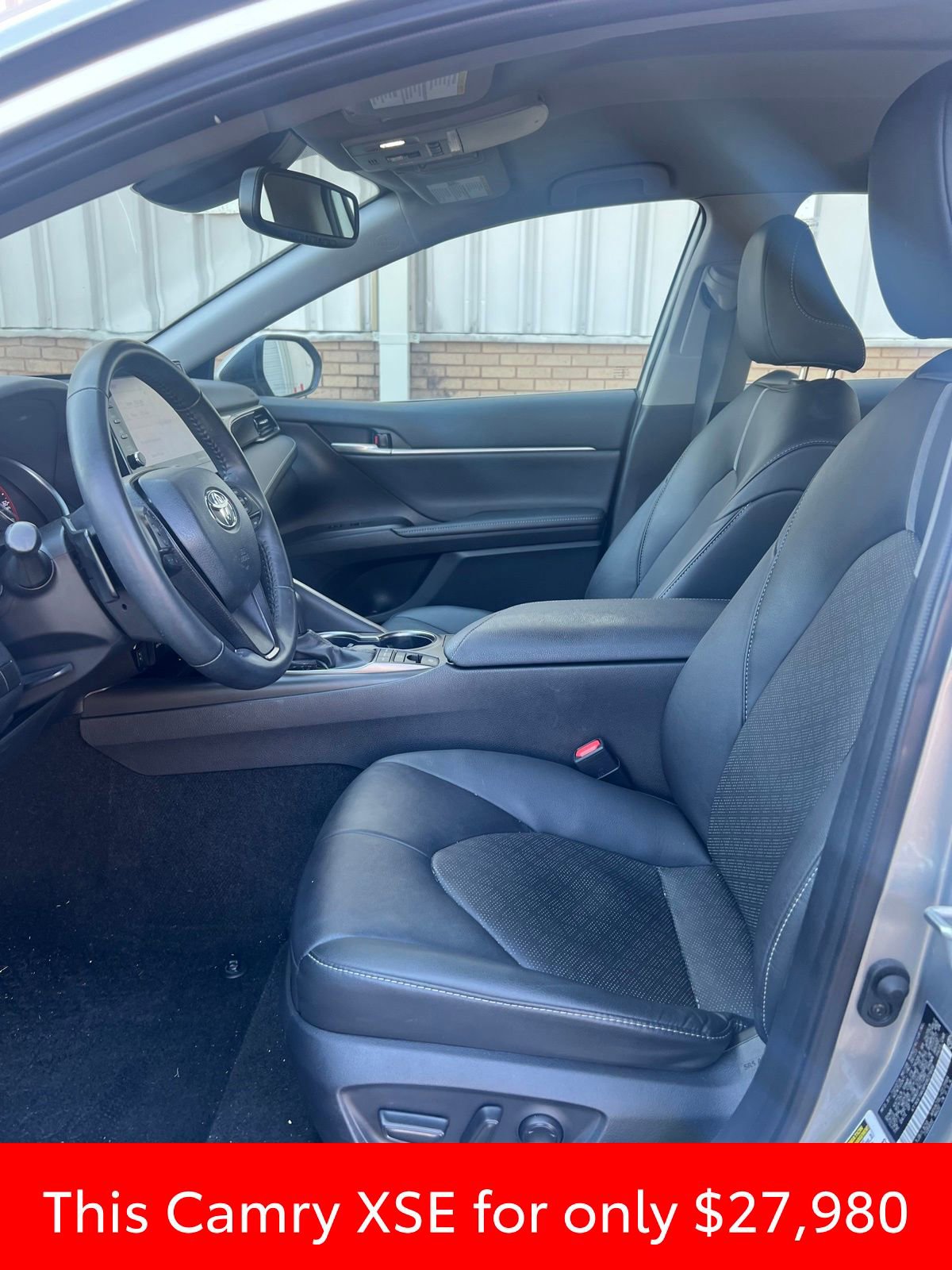 Used 2023 Toyota Camry XSE image 33