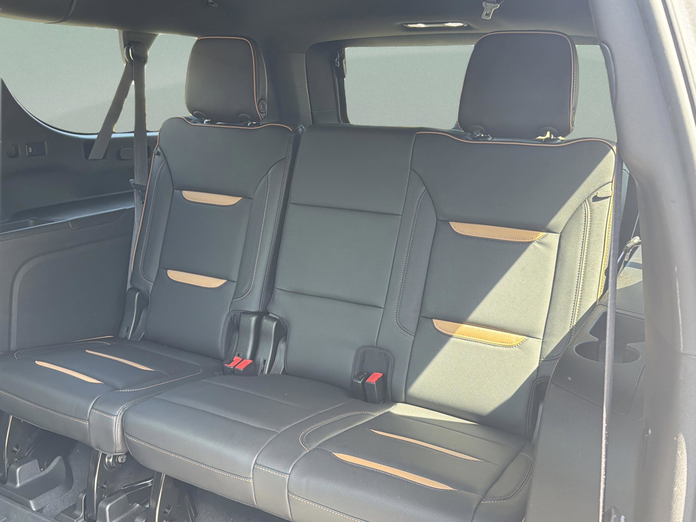 Used 2021 GMC Yukon XL AT4 w/ AT4 Premium Plus Package image 34