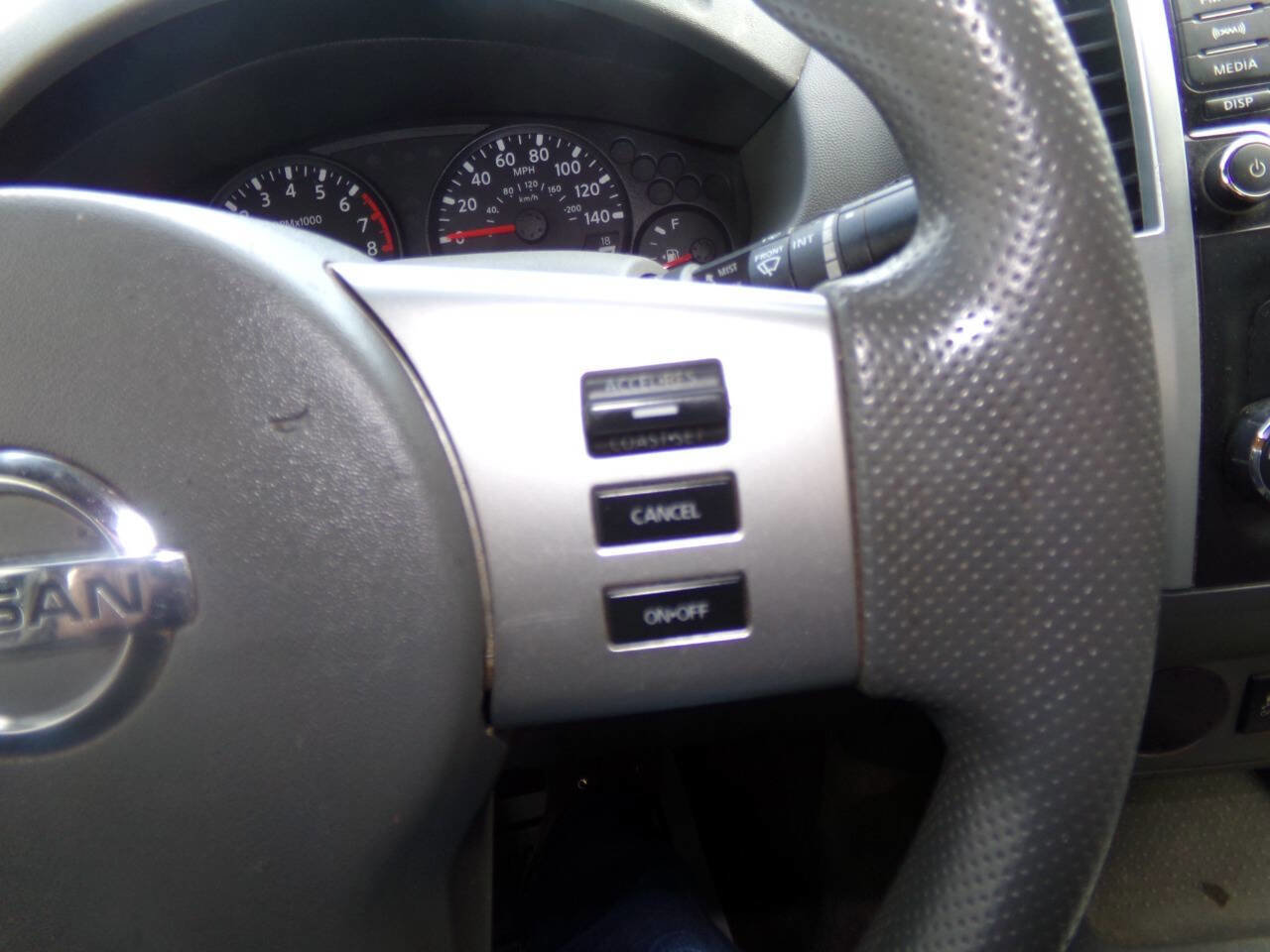 Used 2018 Nissan Frontier SV image 50