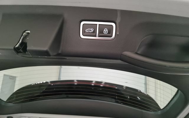 Used 2023 Kia Sorento SX FWD image 15