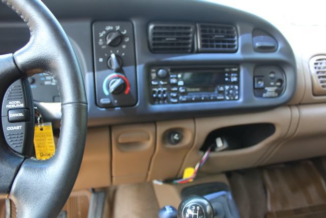 Used 1998 Dodge Ram 2500 Truck 4x4 Quad Cab image 19