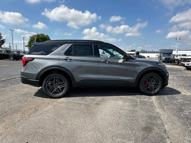 New 2025 Ford Explorer ST-Line w/ Premium Package image 10