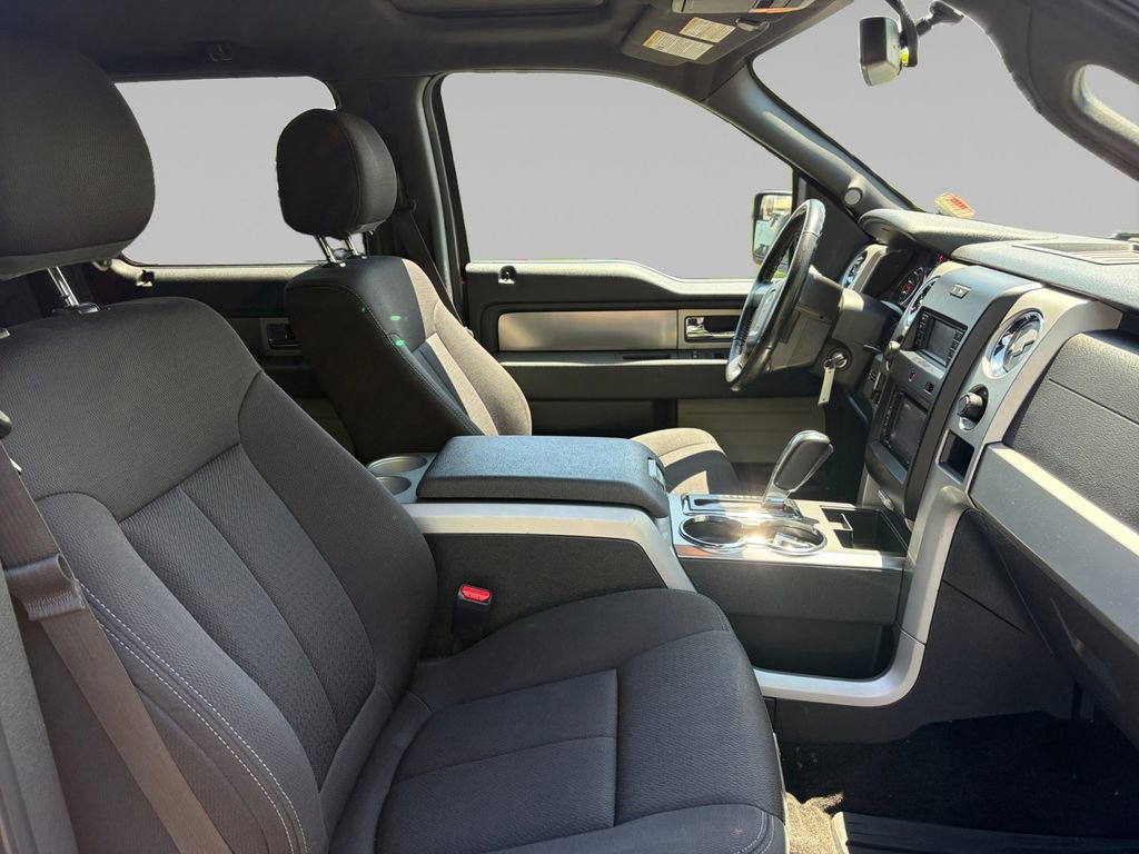 Used 2014 Ford F150 FX4 w/ Equipment Group 401A Mid AWD/4WD image 17