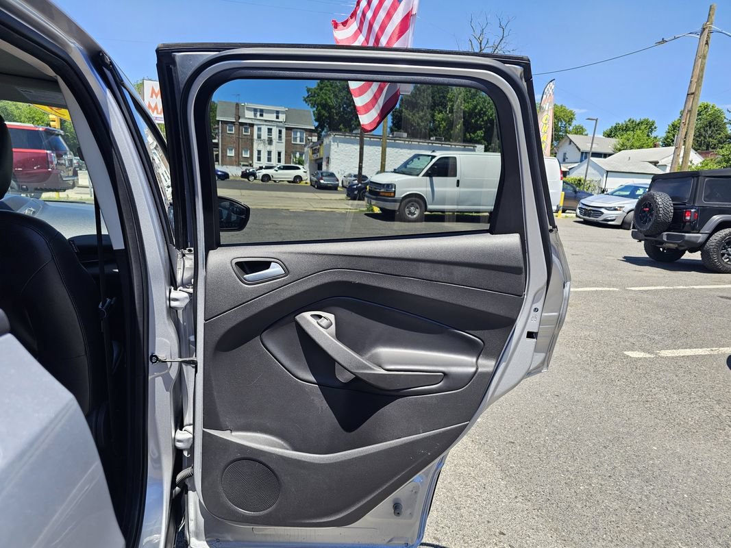 Used 2019 Ford Escape SE AWD/4WD image 24