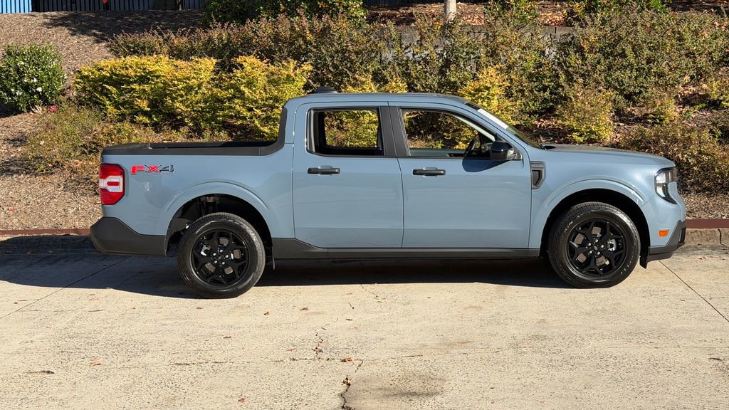Used 2025 Ford Maverick XLT w/ XLT Luxury Package image 2