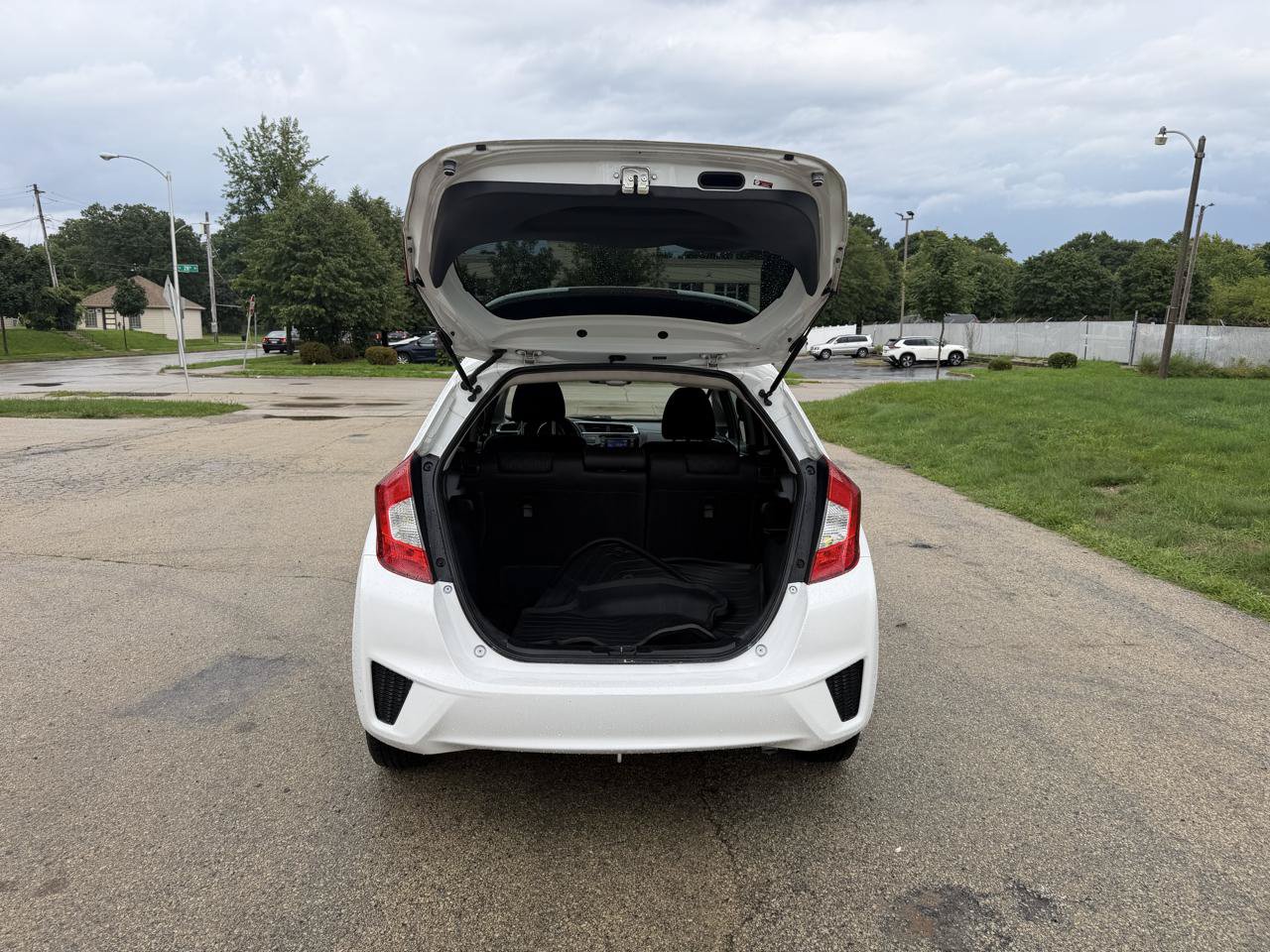 Used 2015 Honda Fit LX image 9