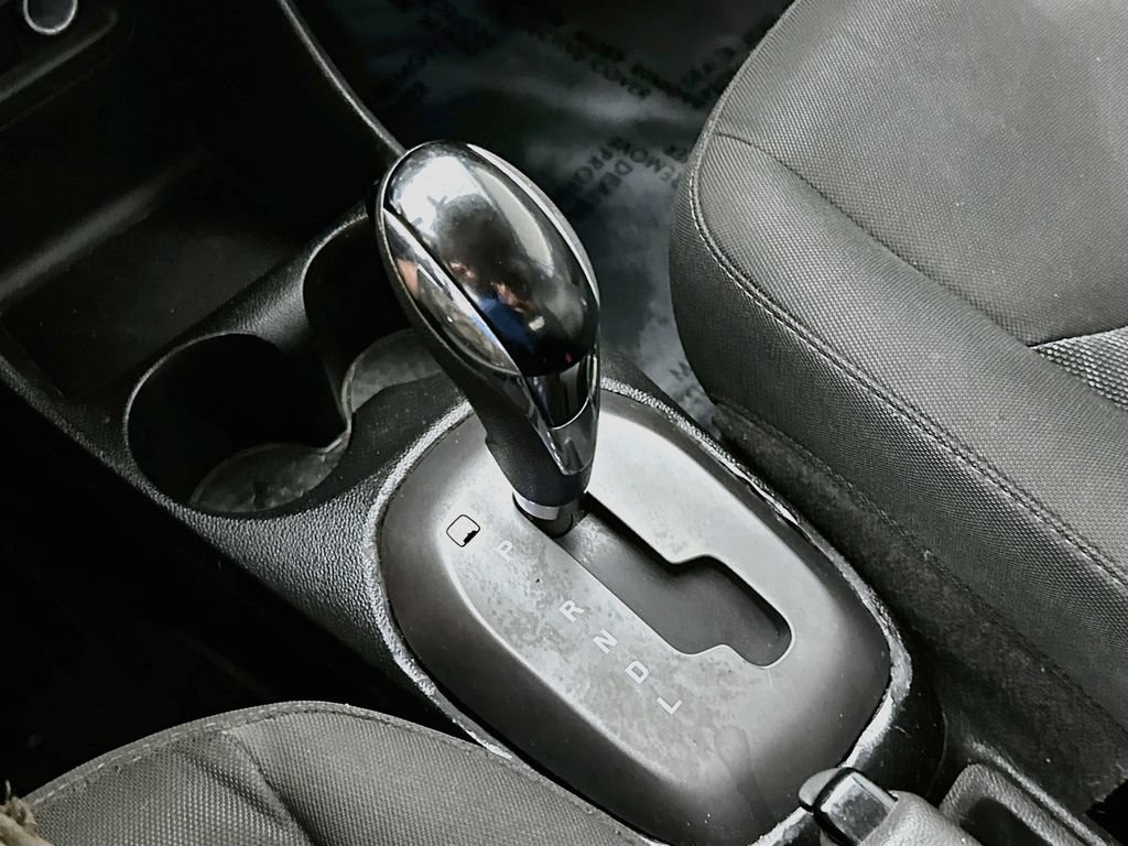 Used 2021 Chevrolet Spark LT FWD image 19