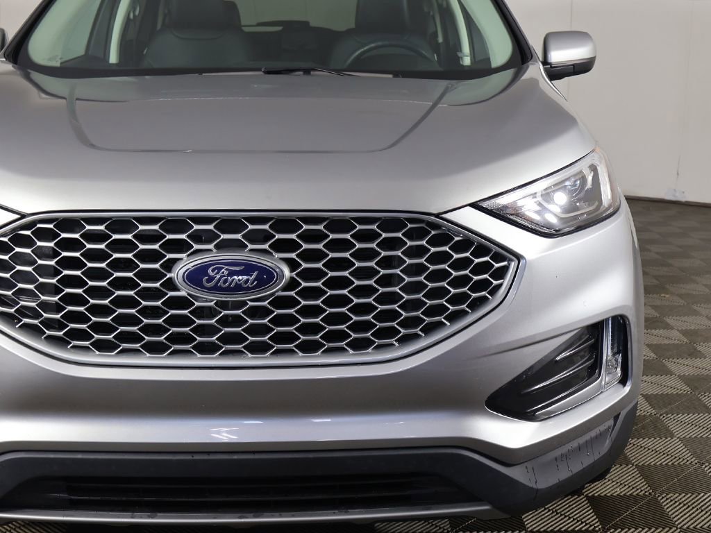 Used 2024 Ford Edge SEL w/ Convenience Package image 12