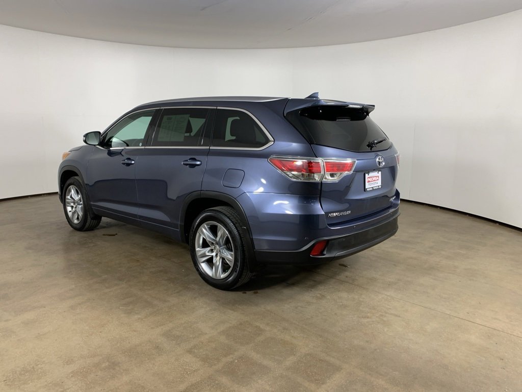 Used 2015 Toyota Highlander Limited image 16