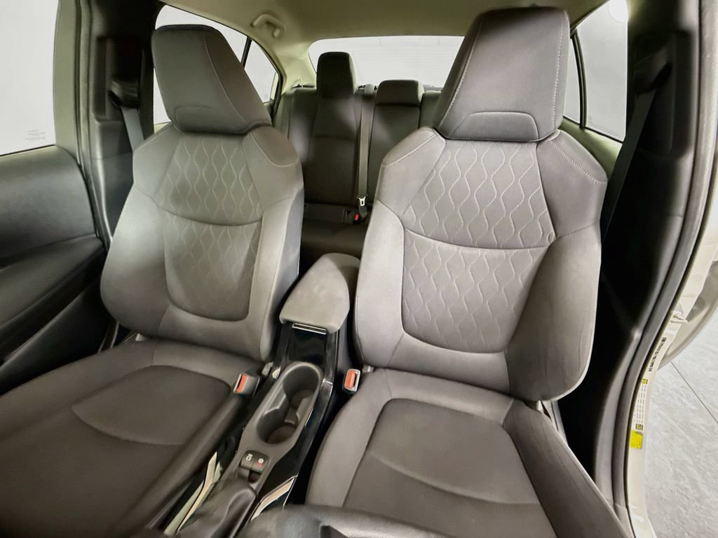 Used 2022 Toyota Corolla LE FWD image 11