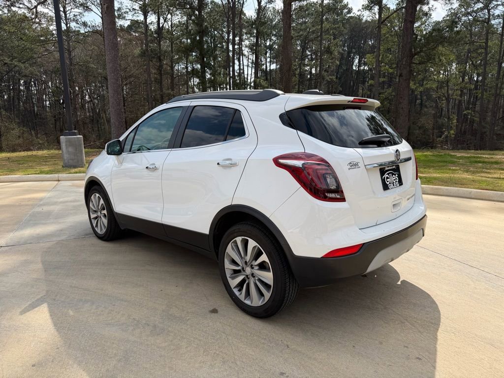 Used 2019 Buick Encore Preferred image 2