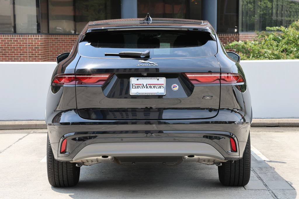 Certified 2026 Jaguar F-PACE R-Dynamic S AWD/4WD image 3