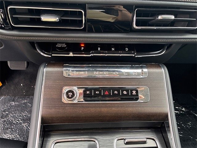 New 2025 Lincoln Aviator Reserve w/ Equipment Group 201A image 31