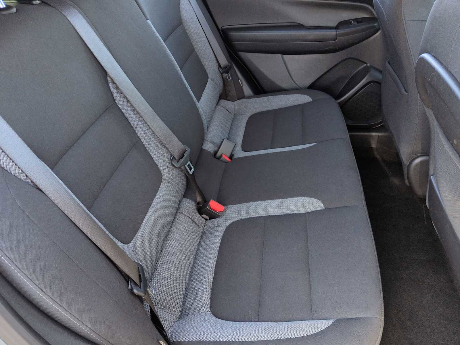 Used 2025 Chevrolet TrailBlazer LS image 37