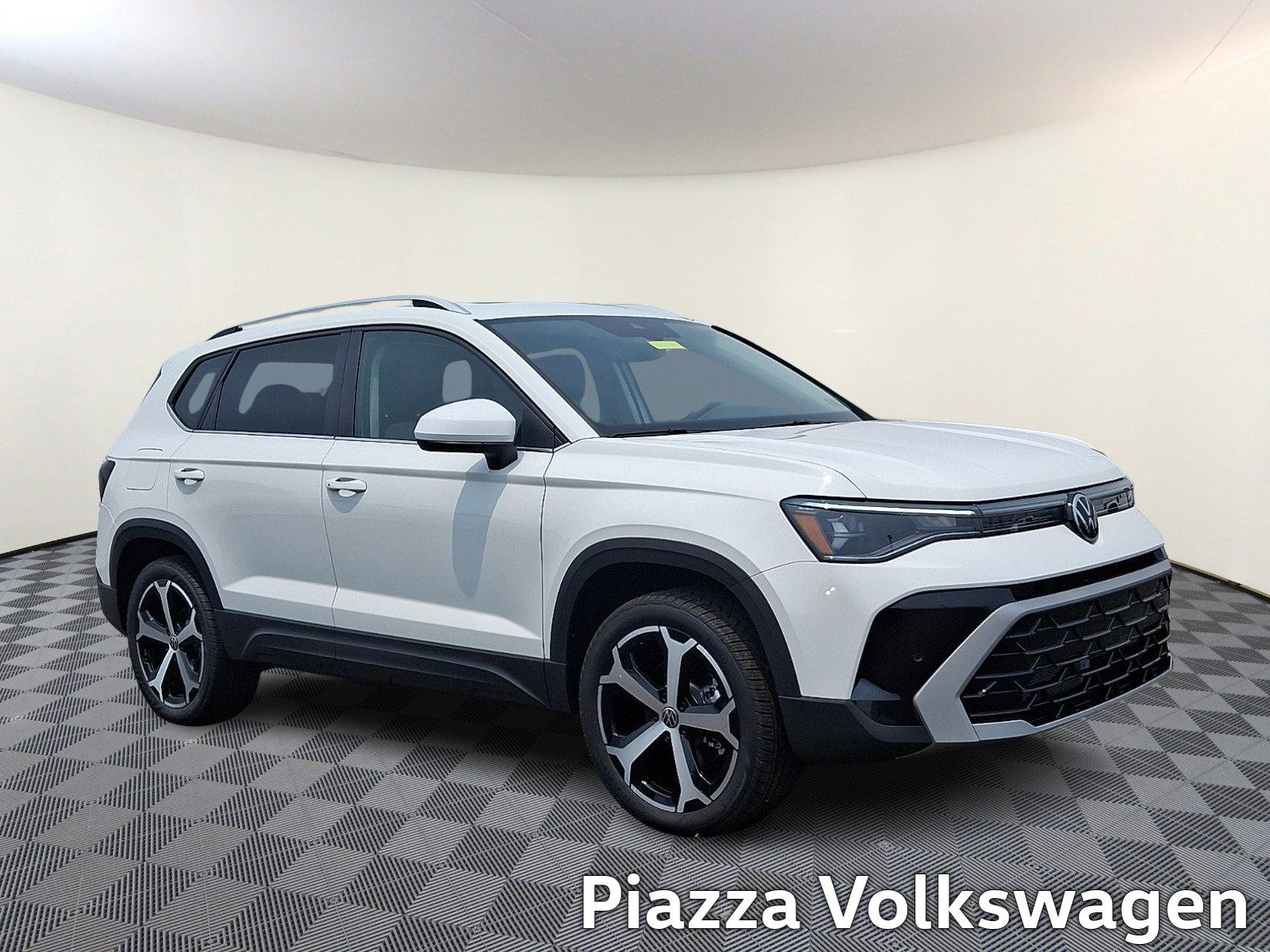New 2026 Volkswagen Taos SEL AWD/4WD image 1