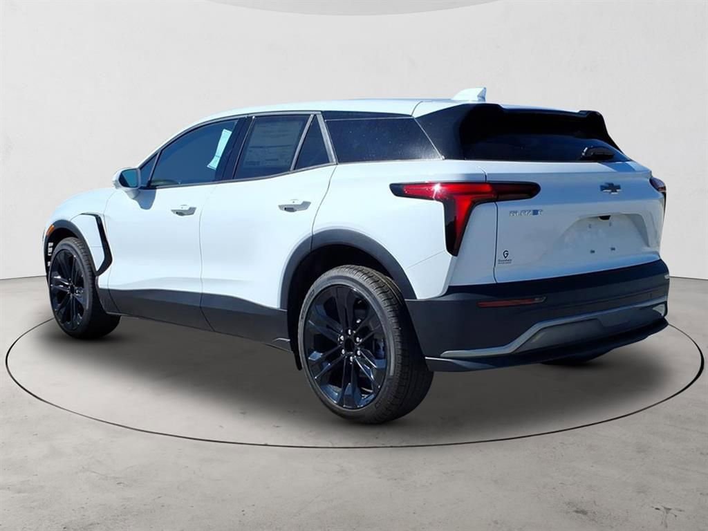 New 2026 Chevrolet Blazer EV LT w/ LPO, Blackout Package FWD image 7