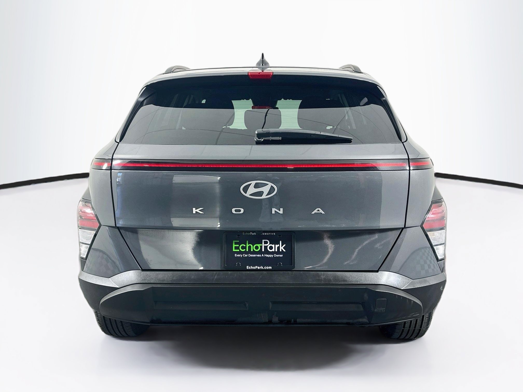 Used 2025 Hyundai Kona SEL FWD image 7