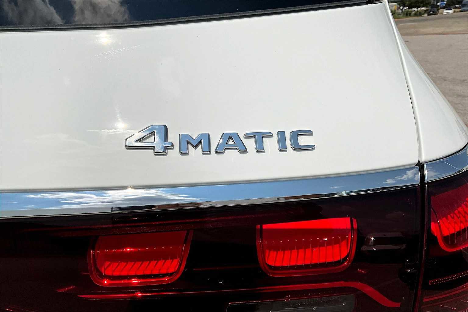 New 2026 Mercedes-Benz GLS 580 4MATIC image 7