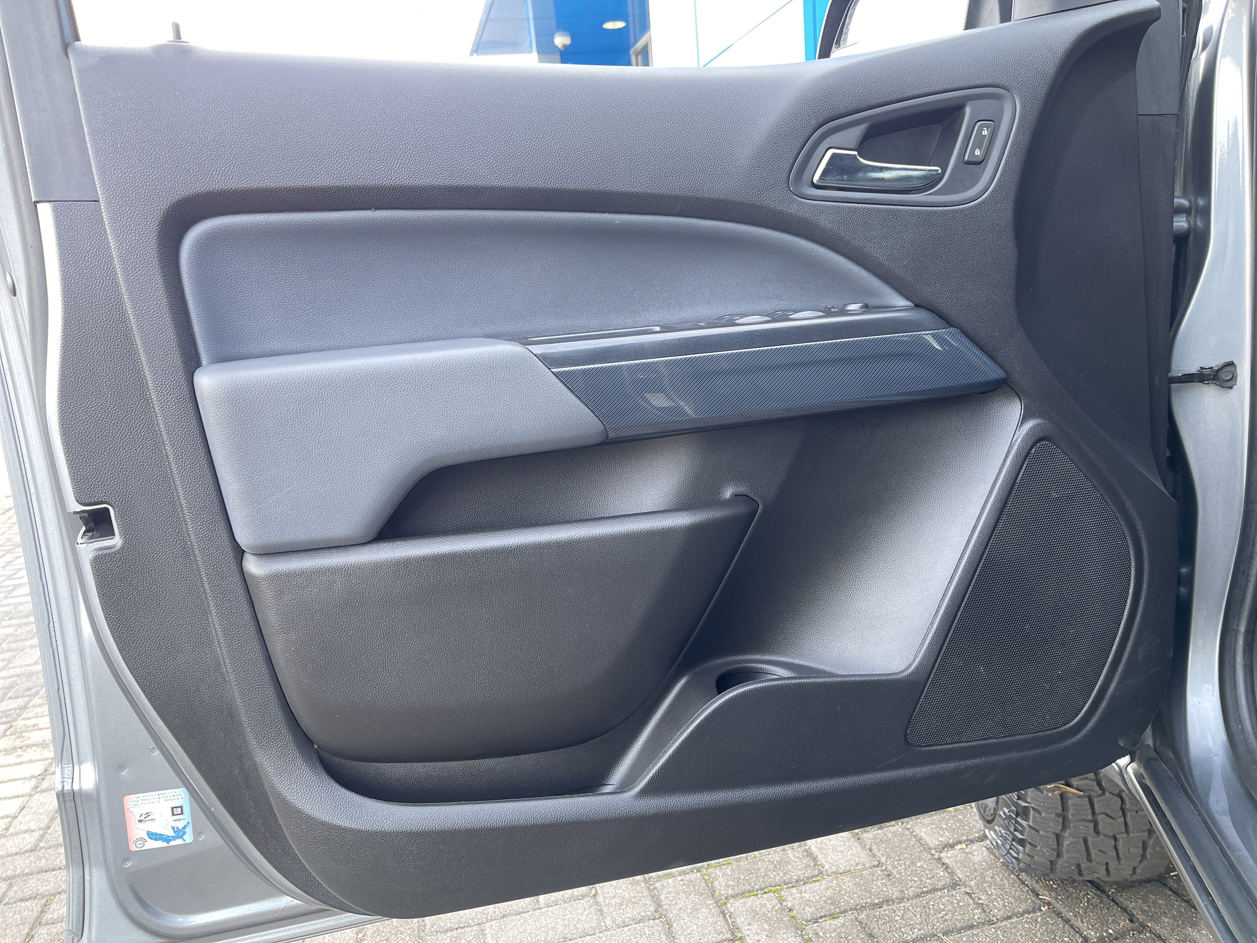 Used 2021 Chevrolet Colorado Z71 w/ Safety Package image 14