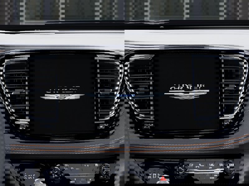 New 2026 Chrysler Pacifica Pinnacle w/ Trailer Tow Group image 18