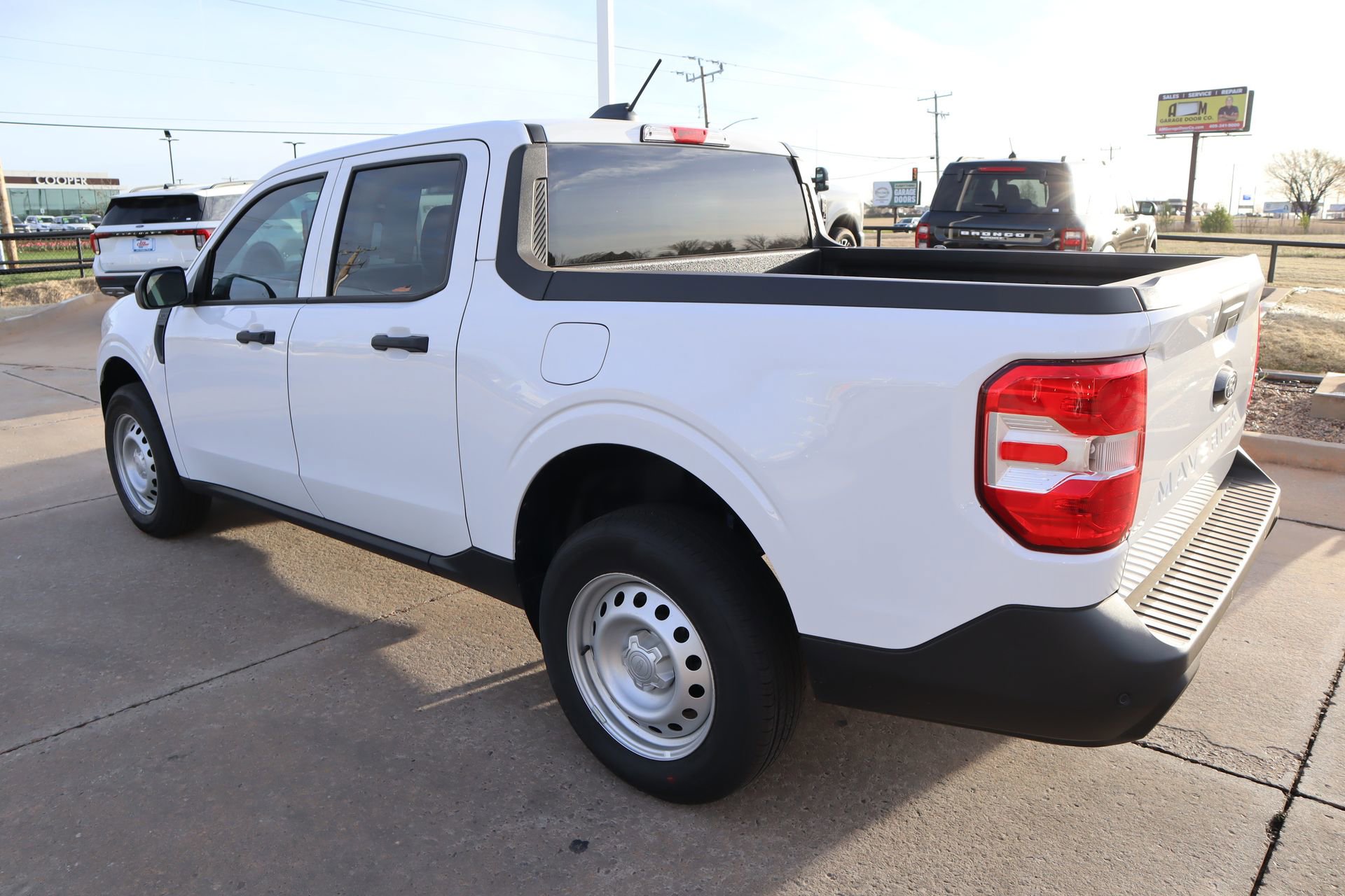 New 2026 Ford Maverick XL image 24