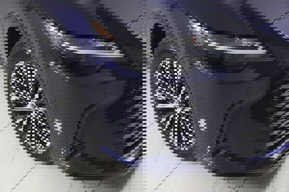 Used 2024 Lexus RX 350 Premium image 17