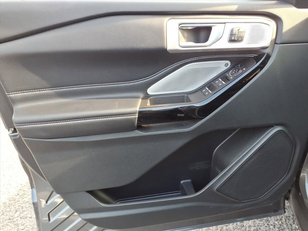 Certified 2023 Ford Explorer ST w/ Equipment Group 401A image 17