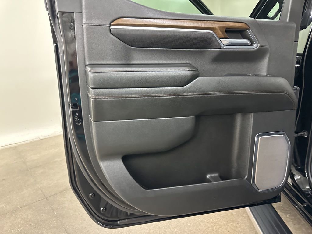 Certified 2024 Chevrolet Silverado 1500 High Country image 27