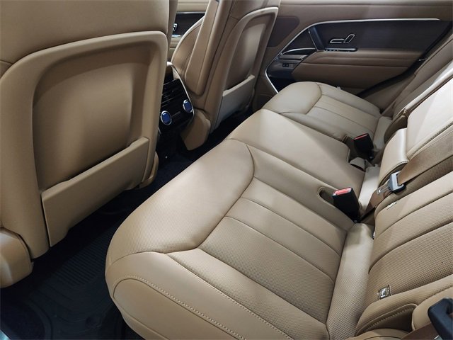 New 2026 Land Rover Range Rover SE image 28