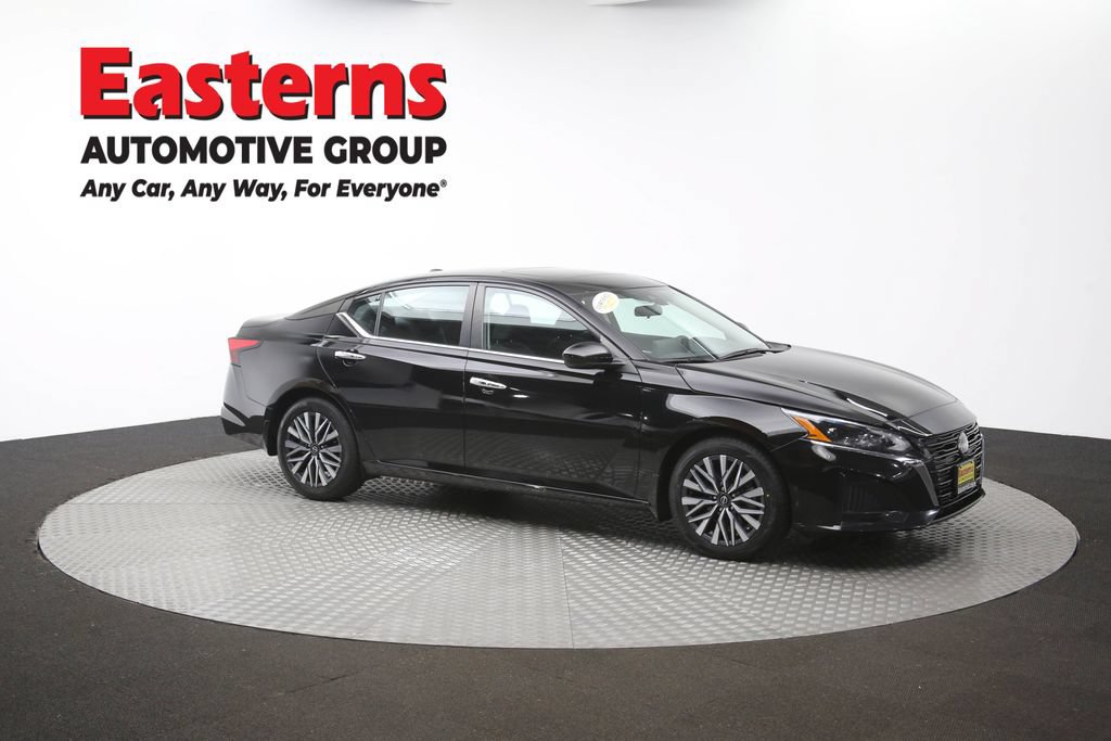 Used 2023 Nissan Altima 2.5 SV w/ SV Premium Package FWD image 49
