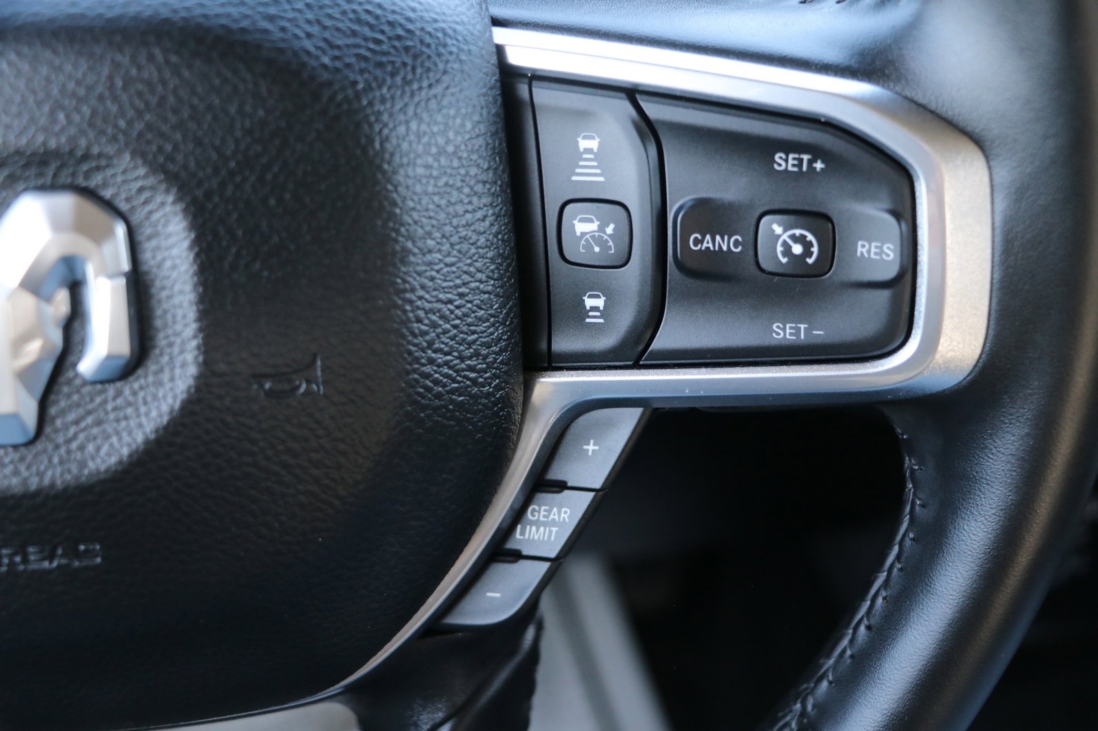 Used 2024 RAM 2500 Laramie w/ Safety Group image 19