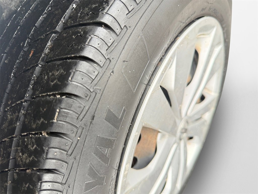 Used 2019 Nissan Versa Note SV image 19