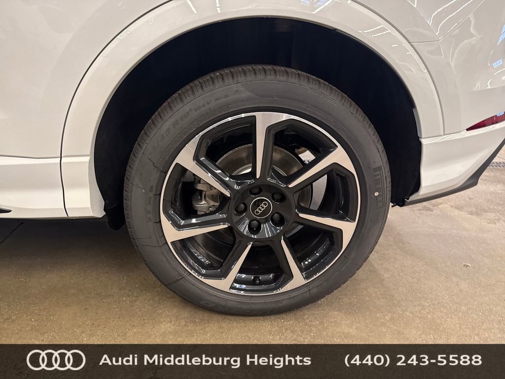 Used 2025 Audi Q3 2.0T Premium Plus w/ Premium Plus Package image 32