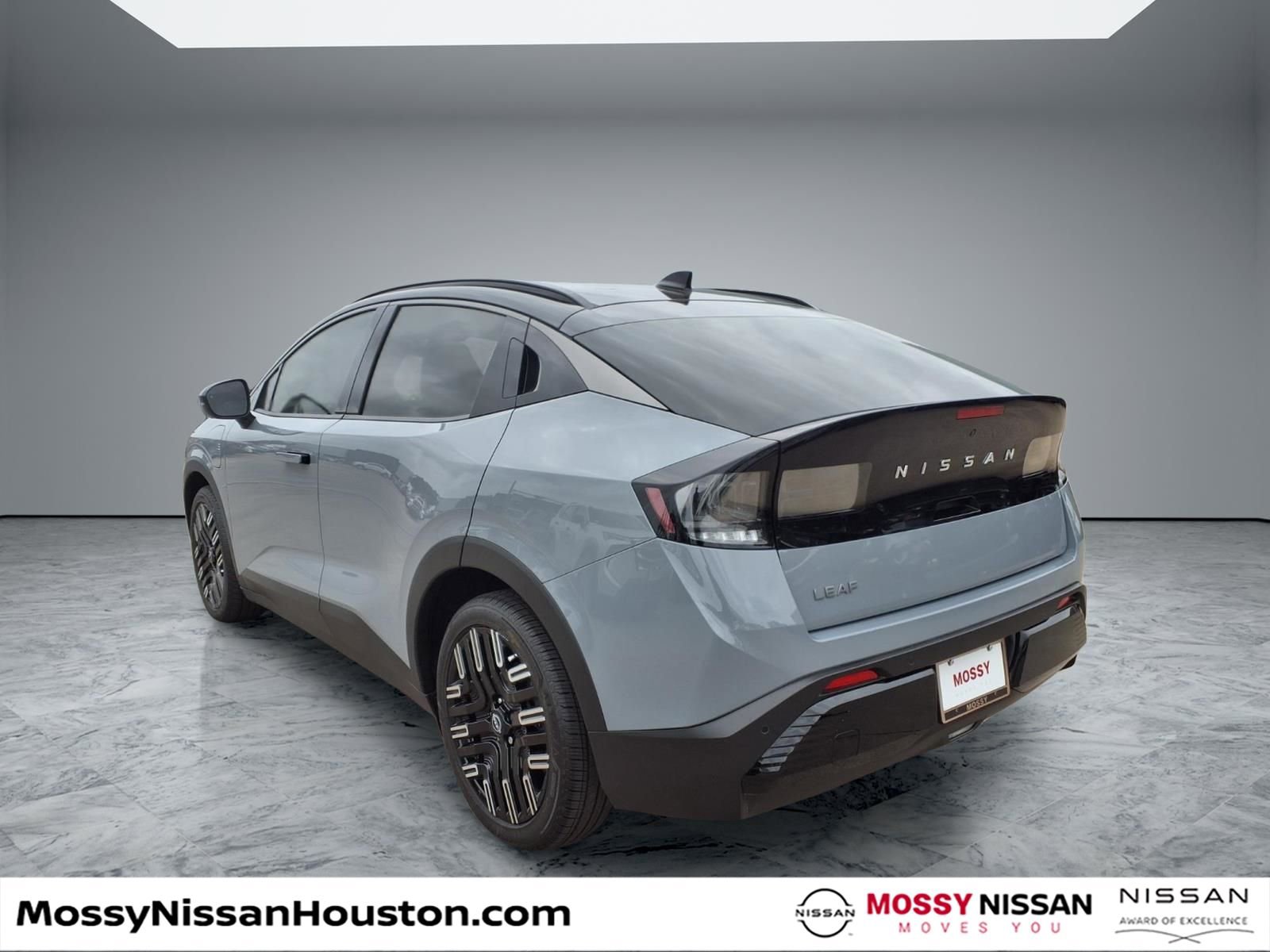New 2026 Nissan Leaf Platinum+ w/ Cargo Package (Platinum+) image 2