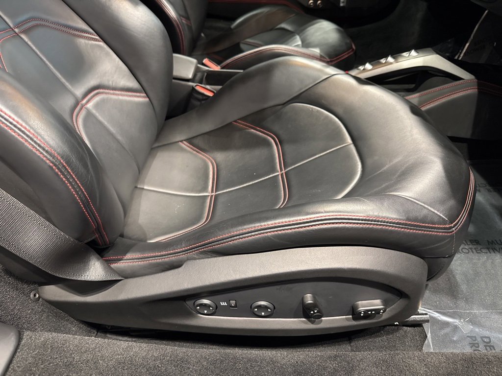 Used 2018 Ferrari 488 Spider image 48