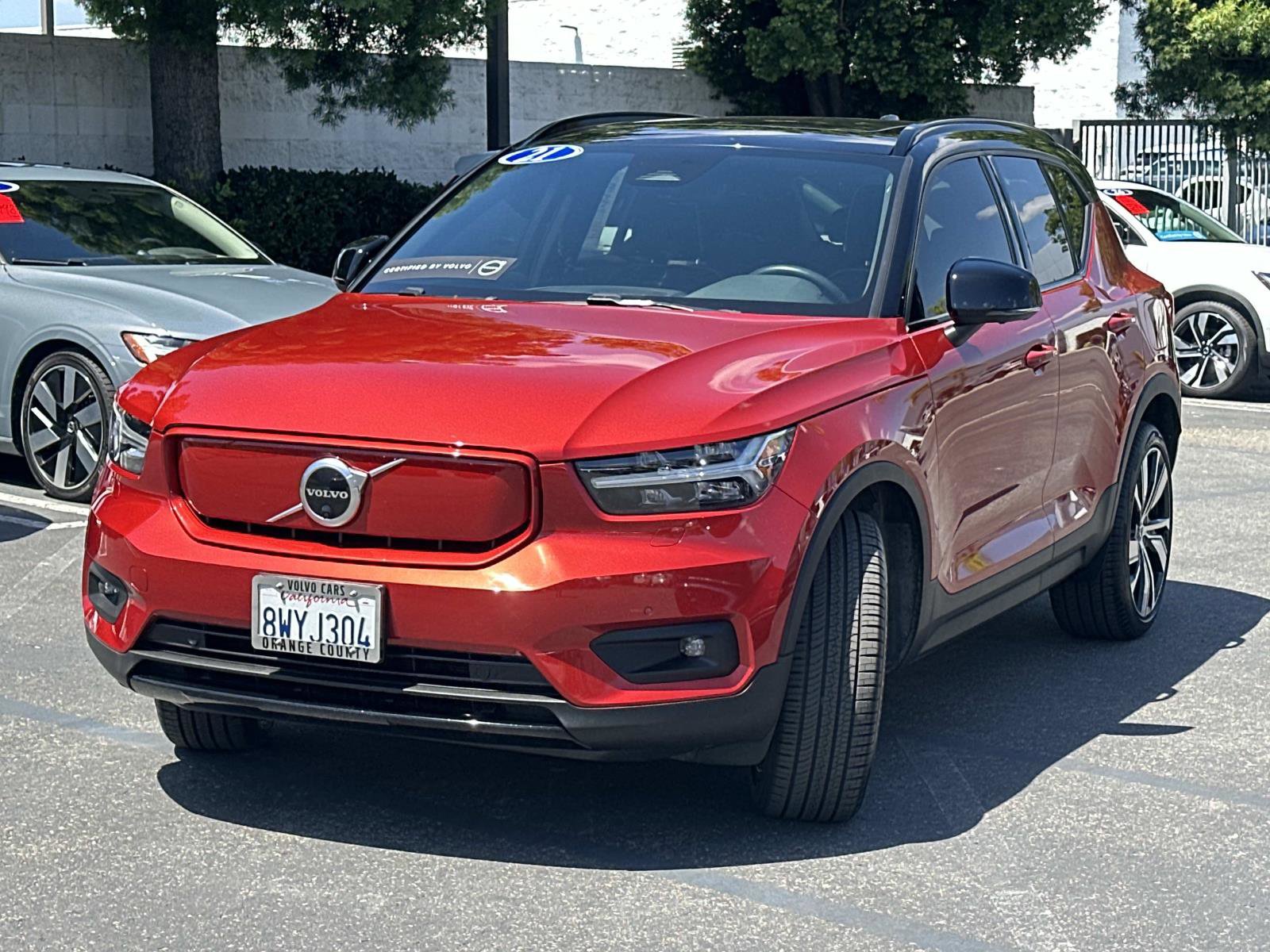 Certified 2021 Volvo XC40 P8 Recharge w/ Advanced Package image 8